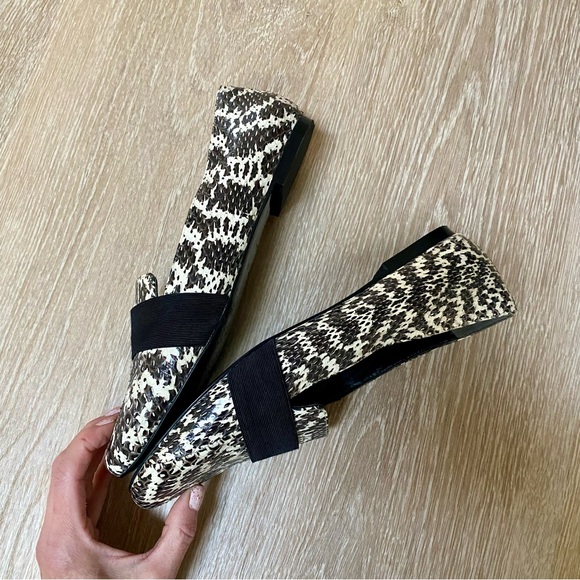 Pour La Victoire Zarine Snakeskin Embossed Leather Loafers Slip-On Flats Sz 8 - Picture 3 of 8